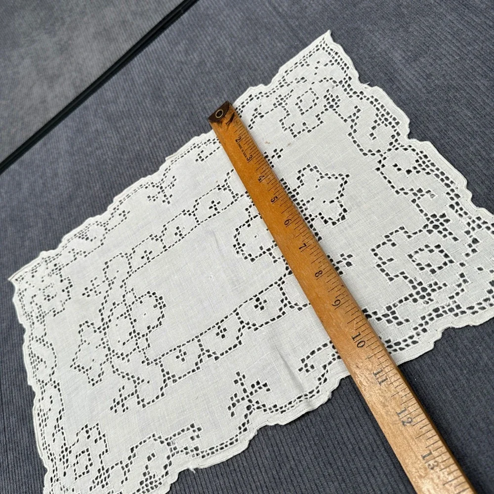 Vintage Cream Lace Placemats Set of 5 Openwork Scalloped Linen Rectangular 16x11